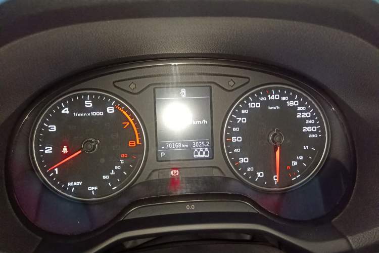 Used Audi Q2L 2021 35 TFSI Fashionable and Elegant Model Instrument Cluster