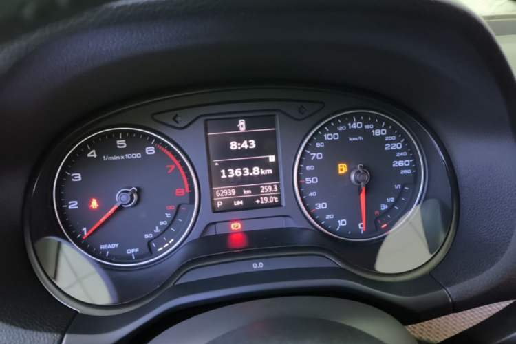 Used Audi Q2L 2021 35 TFSI Progressive Dynamic Edition Instrument Cluster