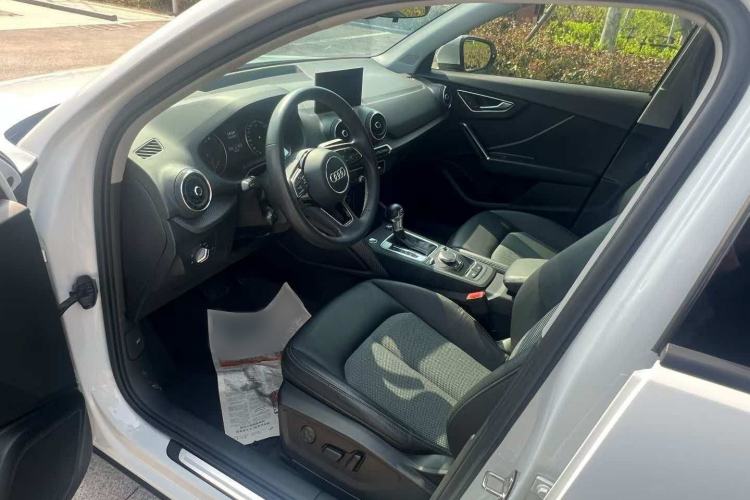 Used Audi Q2L 2021 35 TFSI Fashionable and Elegant Model Interior 1