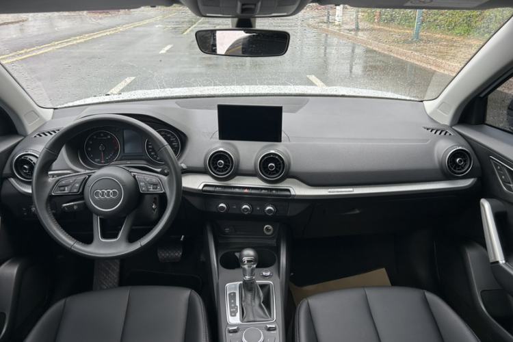 Used Audi Q2L 2021 35 TFSI Progressive Dynamic Edition Interior 1