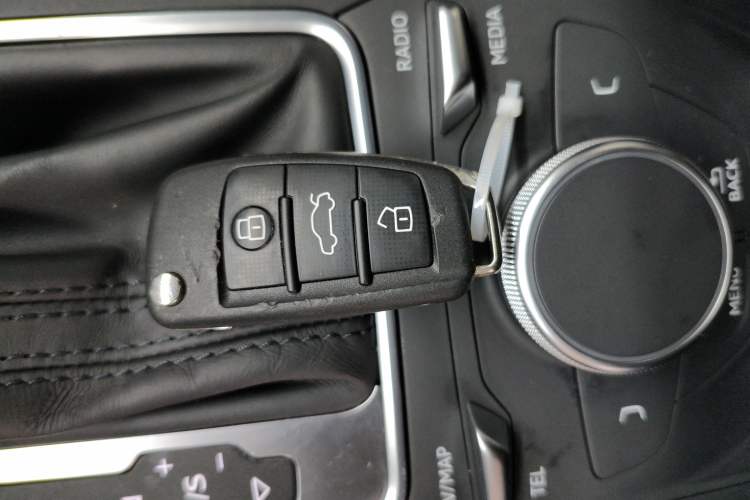Used Audi Q2L 2021 35 TFSI Fashion Dynamic Model Interior 1