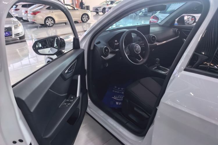Used Audi Q2L 2021 35 TFSI Progressive Dynamic Edition Interior 1