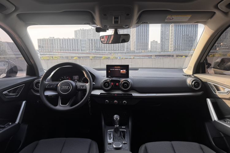 Used Audi Q2L 2021 35 TFSI Progressive Dynamic Edition Interior 2