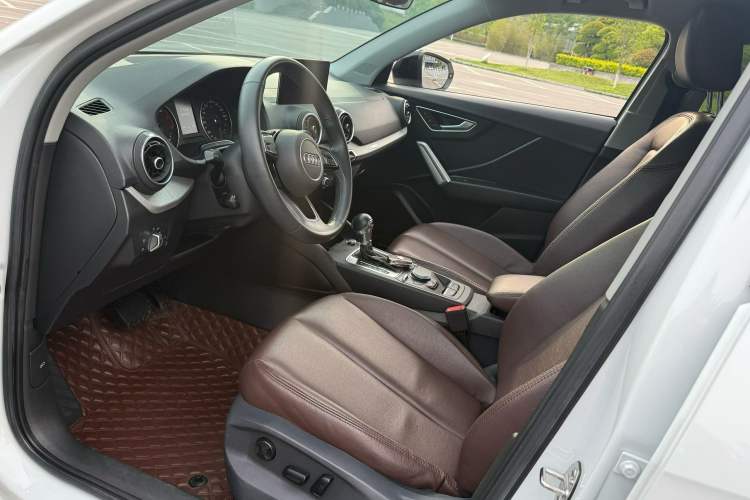 Used Audi Q2L 2021 35 TFSI Progressive Dynamic Edition Interior 2