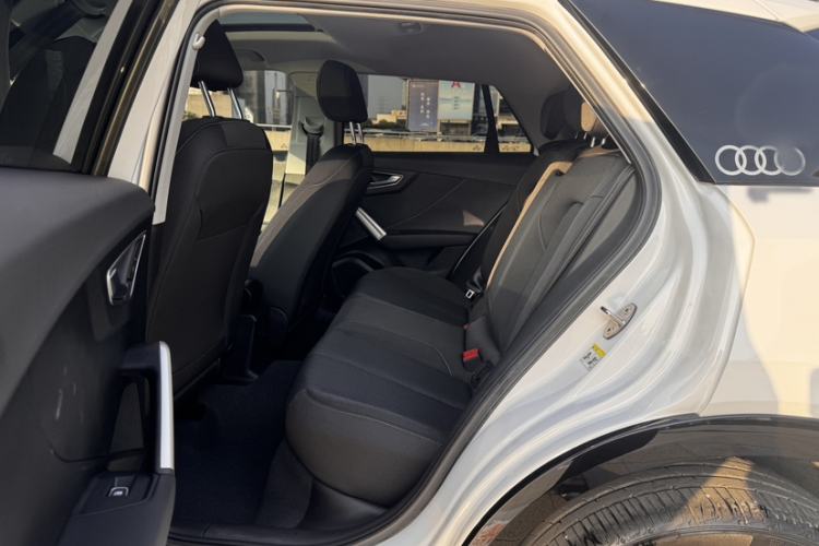 Used Audi Q2L 2021 35 TFSI Progressive Dynamic Edition Interior 3