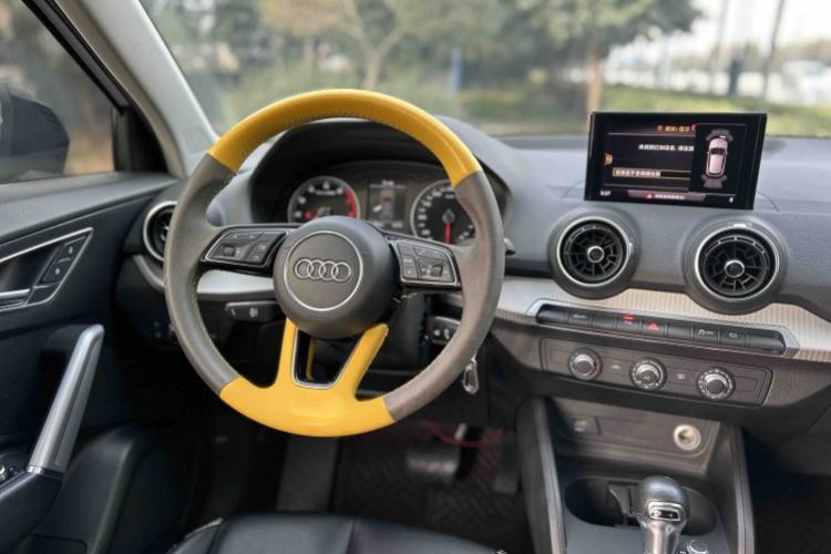 Used Audi Q2L 2021 35 TFSI Progressive Dynamic Edition Interior 3