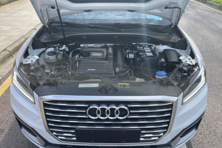 Used Audi Q2L 2021 35 TFSI Fashionable and Elegant Model Interior 3