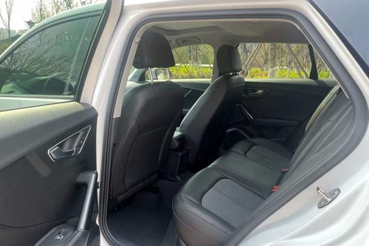 Used Audi Q2L 2021 35 TFSI Fashionable and Elegant Model Interior 3