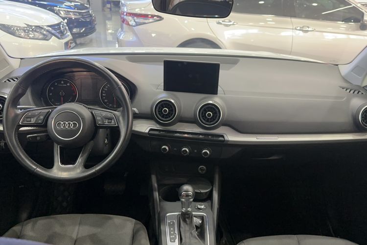 Used Audi Q2L 2021 35 TFSI Progressive Dynamic Edition Interior 3