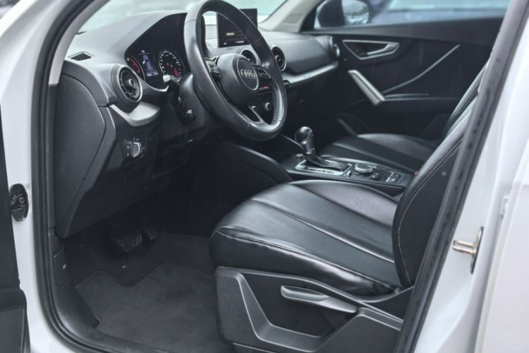 Used Audi Q2L 2021 35 TFSI Progressive Dynamic Edition Interior 3
