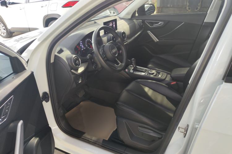 Used Audi Q2L 2021 35 TFSI Progressive Dynamic Edition Interior 3