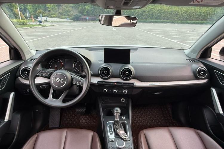 Used Audi Q2L 2021 35 TFSI Progressive Dynamic Edition Interior 3