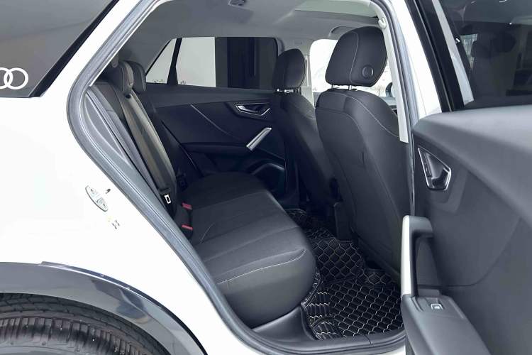 Used Audi Q2L 2021 35 TFSI Progressive Dynamic Edition Interior 4