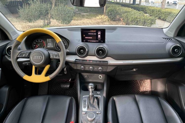 Used Audi Q2L 2021 35 TFSI Progressive Dynamic Edition Interior 4