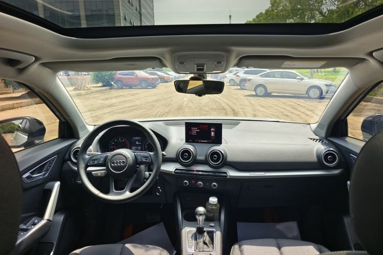 Used Audi Q2L 2021 35 TFSI Progressive Dynamic Edition Interior 4
