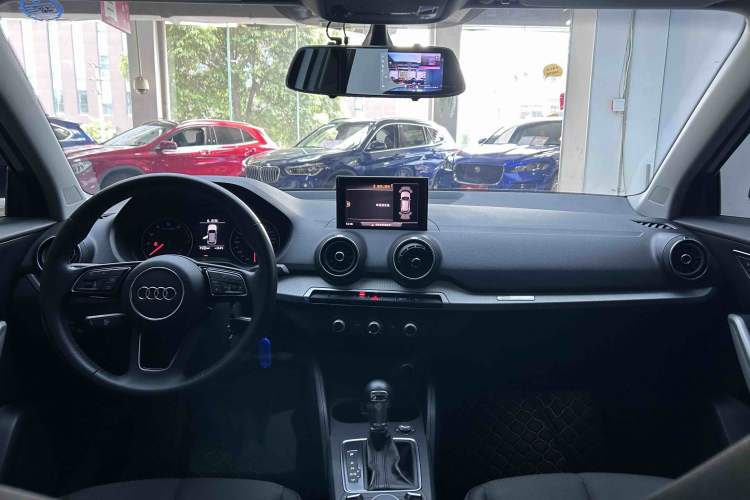 Used Audi Q2L 2021 35 TFSI Progressive Dynamic Edition Interior 5