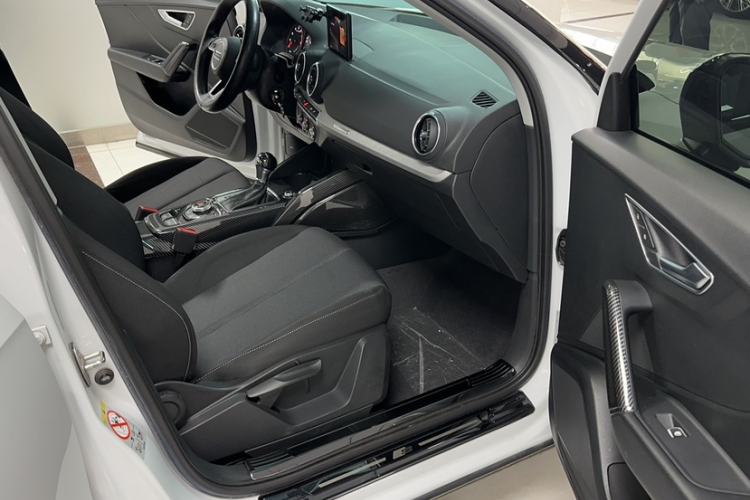 Used Audi Q2L 2021 35 TFSI Progressive Dynamic Edition Interior 5