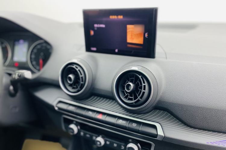 Used Audi Q2L 2021 35 TFSI Fashionable and Elegant Model Interior 8