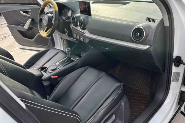Used Audi Q2L 2021 35 TFSI Progressive Dynamic Edition Interior 9