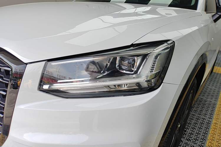 Used Audi Q2L 2021 35 TFSI Fashion Dynamic Model Left Front Headlight
