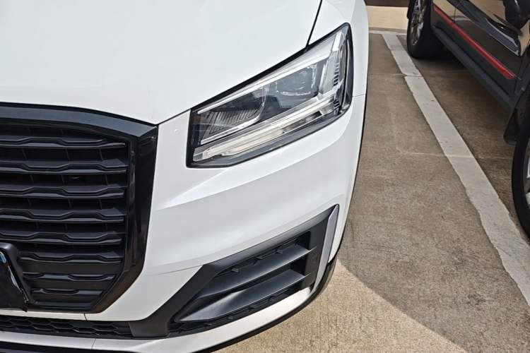 Used Audi Q2L 2021 35 TFSI Progressive Dynamic Edition Left Front Headlight