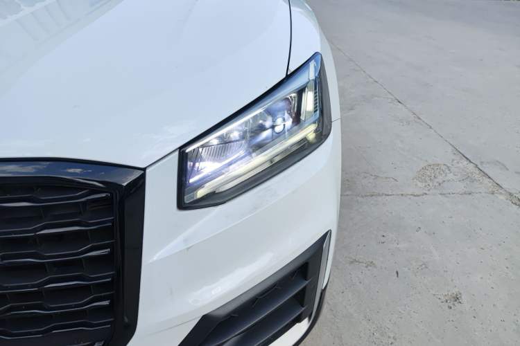 Used Audi Q2L 2021 35 TFSI Progressive Dynamic Edition Left Front Headlight