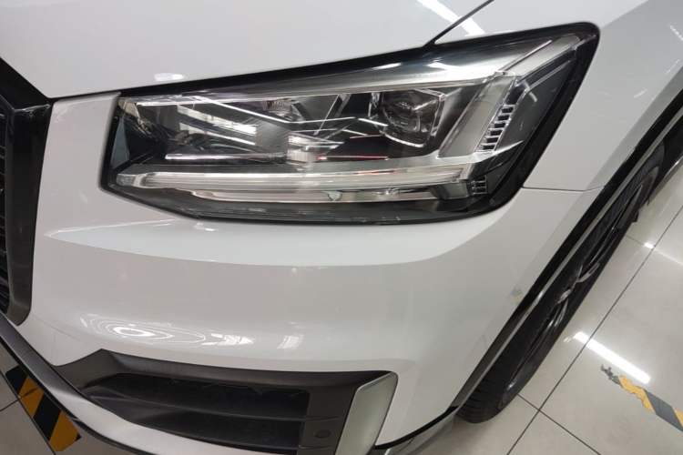 Used Audi Q2L 2021 35 TFSI Fashion Dynamic Model Left Front Headlight