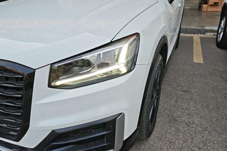 Used Audi Q2L 2021 35 TFSI Progressive Dynamic Edition Left Front Headlight