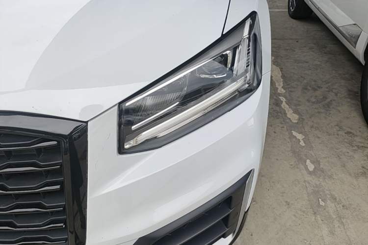 Used Audi Q2L 2021 35 TFSI Fashion Dynamic Model Left Front Headlight