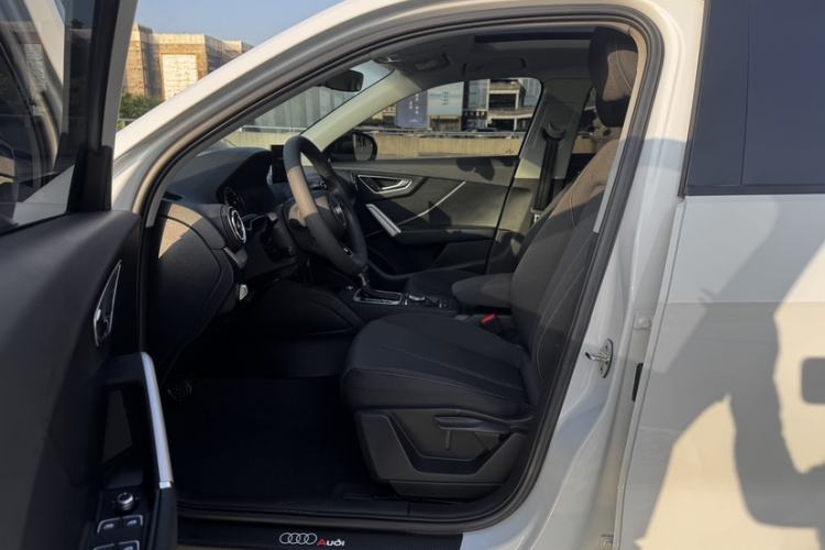 Used Audi Q2L 2021 35 TFSI Progressive Dynamic Edition Left Front Seat