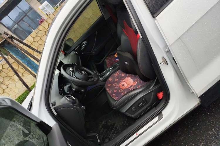 Used Audi Q2L 2021 35 TFSI Fashion Dynamic Model Left Front Seat