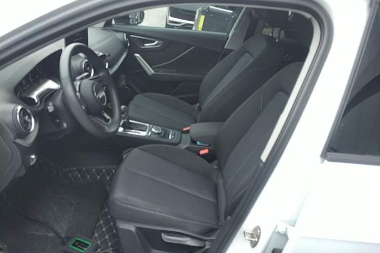 Used Audi Q2L 2021 35 TFSI Progressive Dynamic Edition Left Front Seat