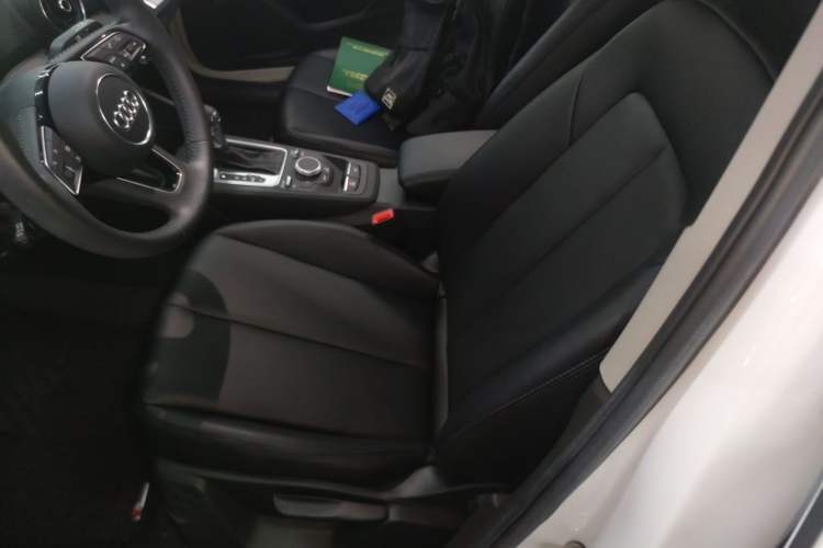 Used Audi Q2L 2021 35 TFSI Progressive Dynamic Edition Left Front Seat