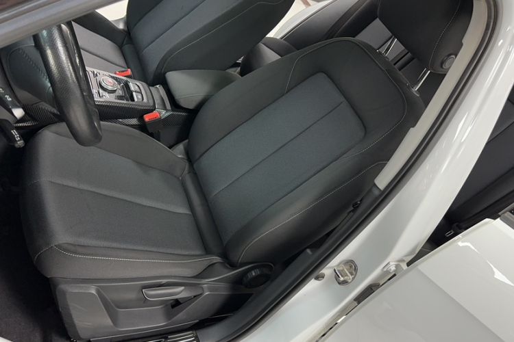 Used Audi Q2L 2021 35 TFSI Progressive Dynamic Edition Left Front Seat