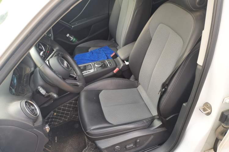 Used Audi Q2L 2021 35 TFSI Fashionable and Elegant Model Left Front Seat