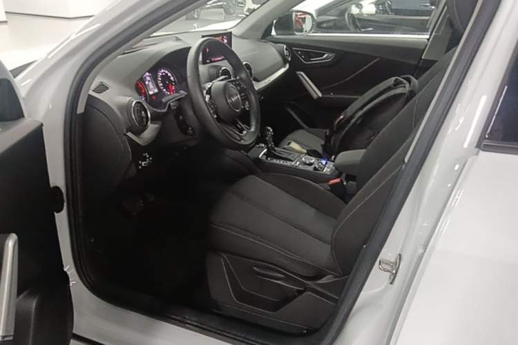 Used Audi Q2L 2021 35 TFSI Progressive Dynamic Edition Left Front Seat