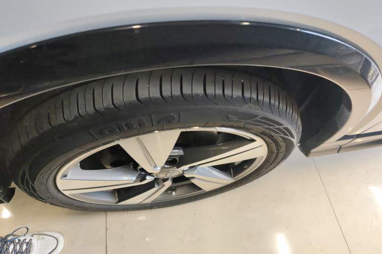 Used Audi Q2L 2021 35 TFSI Fashion Dynamic Model Left Front Wheel Hub