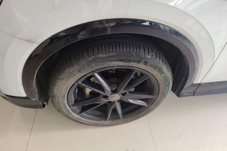 Used Audi Q2L 2021 35 TFSI Fashion Dynamic Model Left Front Wheel Hub