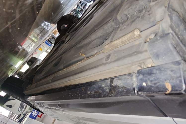 Used Audi Q2L 2021 35 TFSI Fashion Dynamic Model Left Side Sill