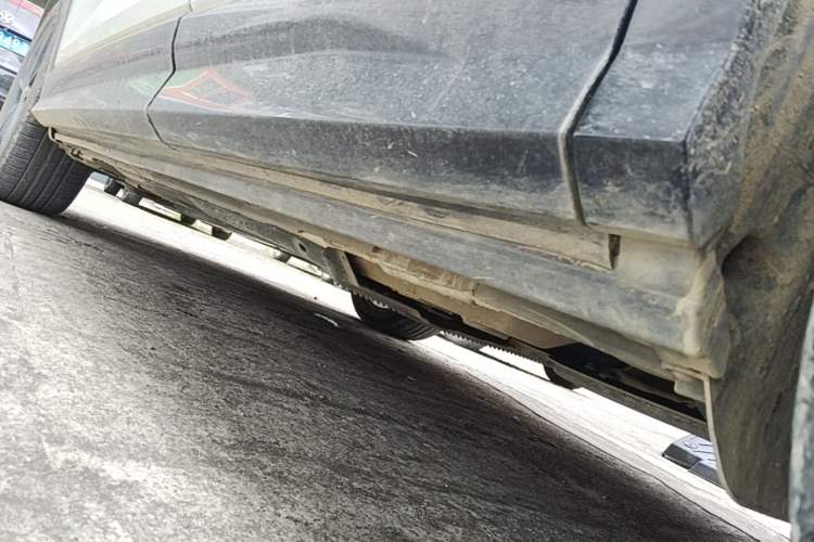 Used Audi Q2L 2021 35 TFSI Progressive Dynamic Edition Left Side Sill
