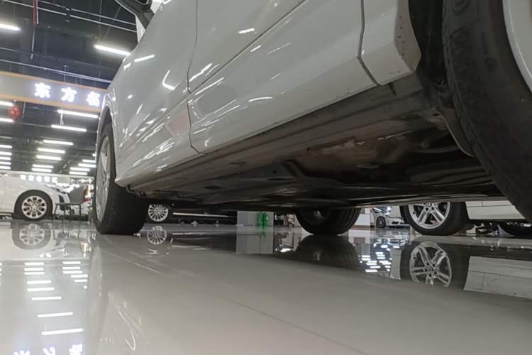 Used Audi Q2L 2021 35 TFSI Fashionable and Elegant Model Left Side Sill