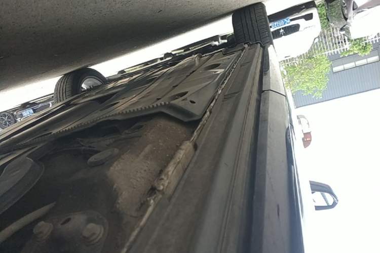 Used Audi Q2L 2021 35 TFSI Progressive Dynamic Edition Left Side Sill