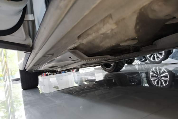 Used Audi Q2L 2021 35 TFSI Progressive Dynamic Edition Left Side Sill