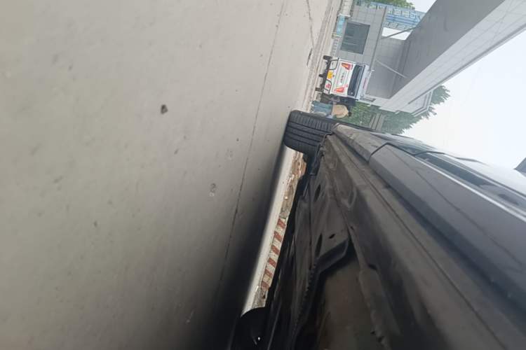 Used Audi Q2L 2021 35 TFSI Fashion Dynamic Model Left Side Sill