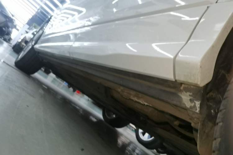 Used Audi Q2L 2021 35 TFSI Fashionable and Elegant Model Left Side Sill