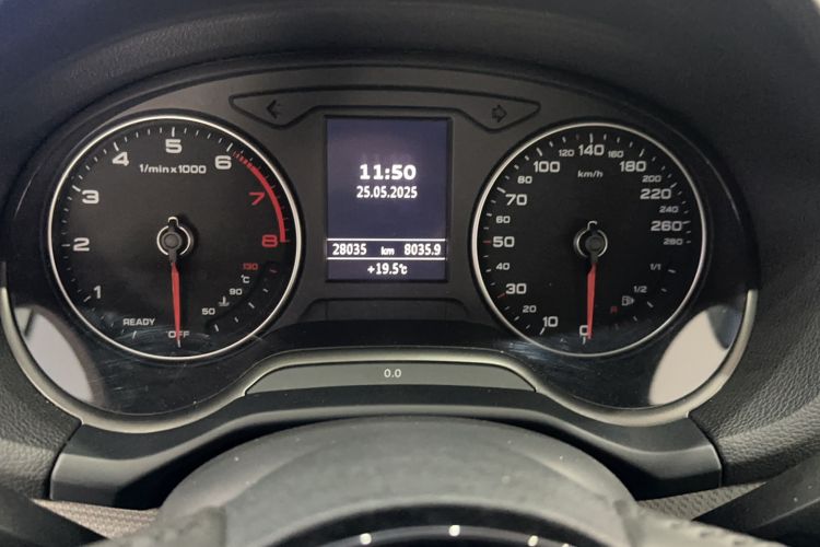 Used Audi Q2L 2021 35 TFSI Progressive Dynamic Edition Odometer Close Up