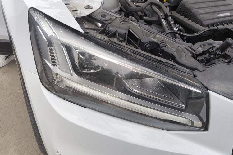 Used Audi Q2L 2021 35 TFSI Progressive Dynamic Edition Right Front Headlight