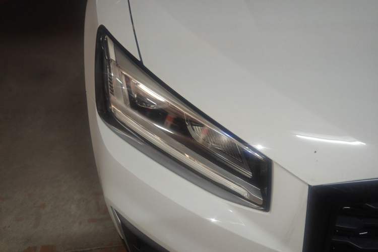 Used Audi Q2L 2021 35 TFSI Progressive Dynamic Edition Right Front Headlight