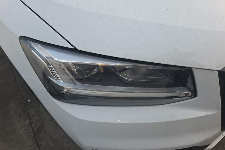 Used Audi Q2L 2021 35 TFSI Progressive Dynamic Edition Right Front Headlight