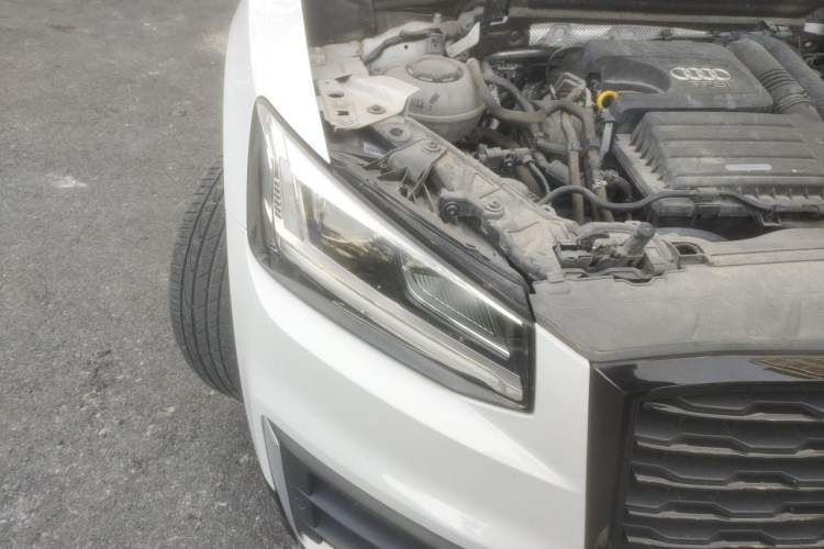 Used Audi Q2L 2021 35 TFSI Progressive Dynamic Edition Right Front Headlight